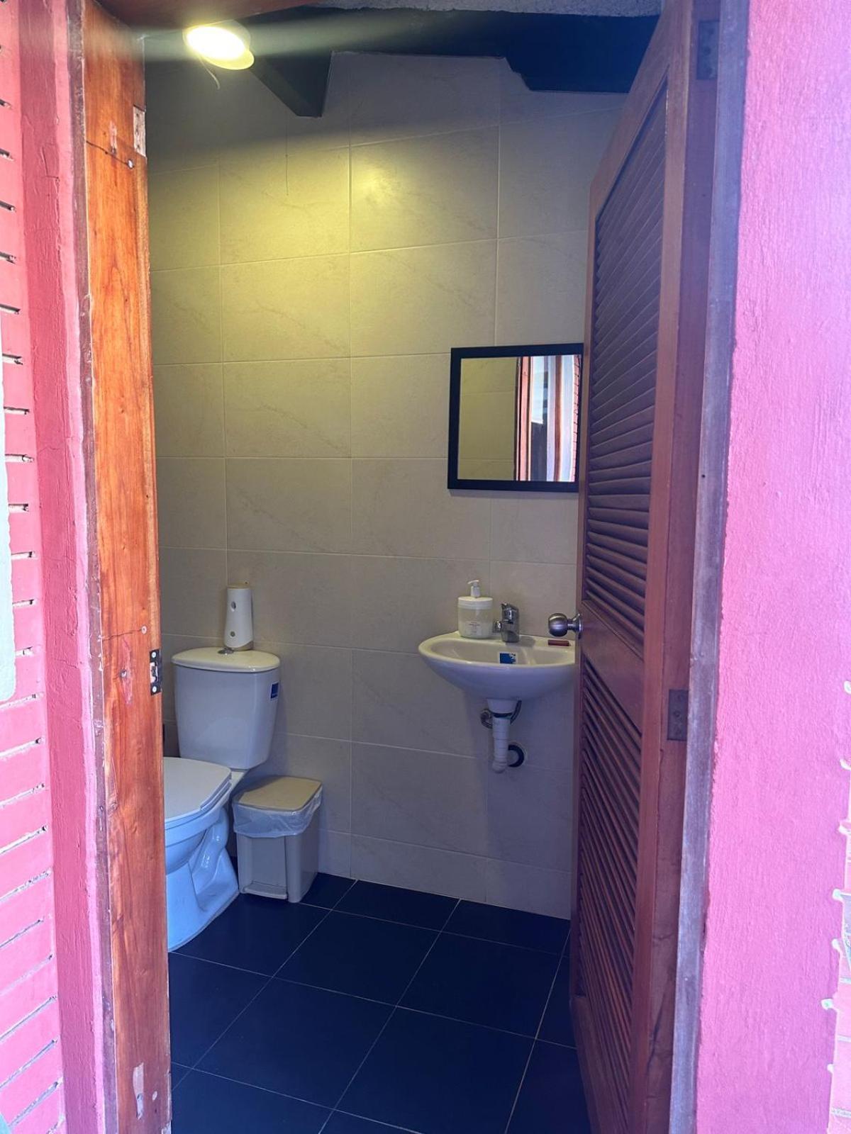 Acogedor Hostal Usaquen La Parada Del Tren Богота Екстериор снимка